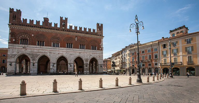 Tour Piacenza